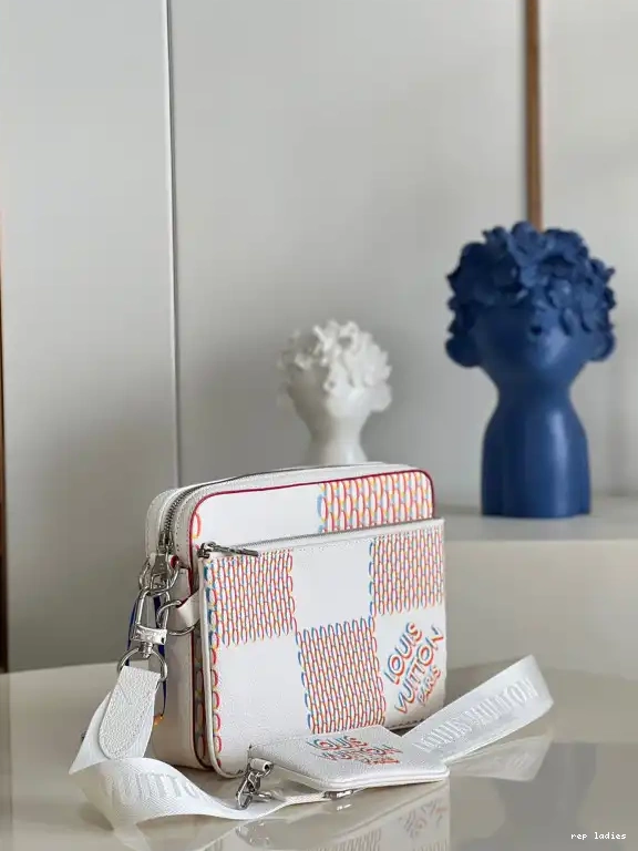 Cheap LOUIS TRIO MESSENGER VUITTON 0701